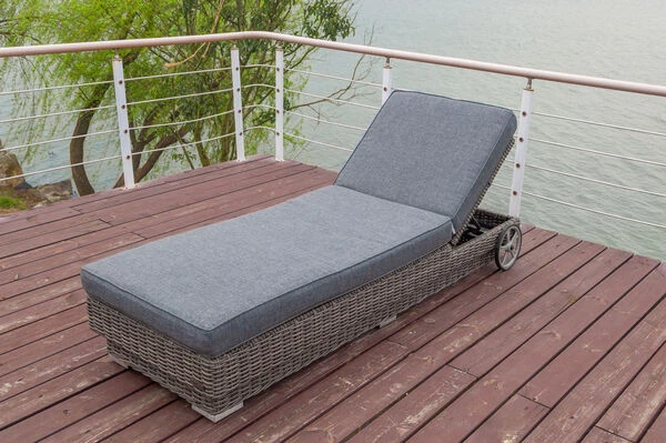 OUTFLEXX Rollliege, Grau, Polyrattan, 200x70x27,5cm, Rückenlehne 5-fach Verstellbar
