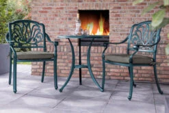 HARTMAN Amalfi Bistro-Set, Dunkelgrün, Alu-Guss, 2 Diningsessel, Inkl. Polster, Ø62 Cm